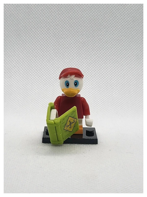Personnage type Lego – riri (Lego-style Character – Disney – Huey)