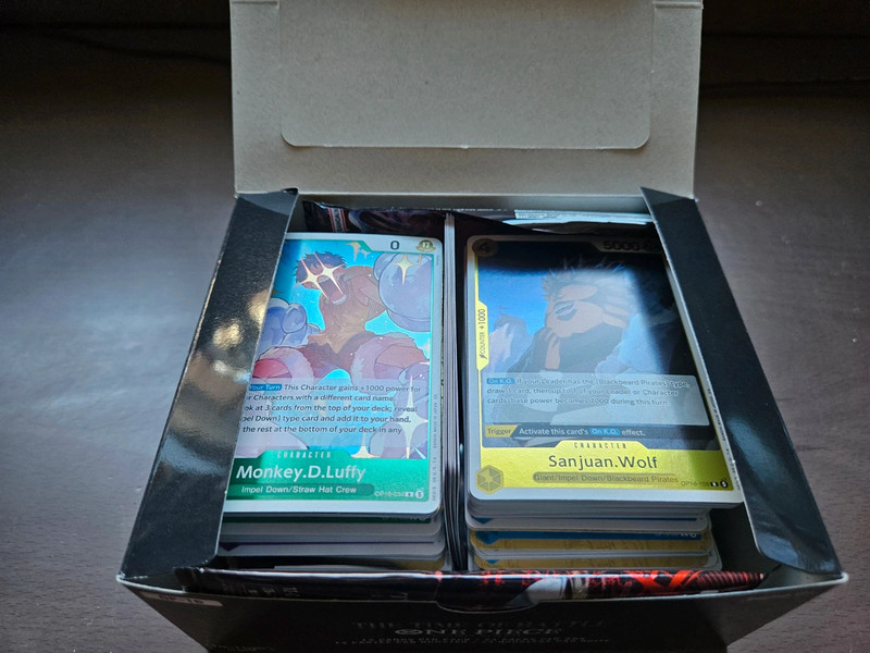 Lote de más de 250 cartas de One Piece TCG