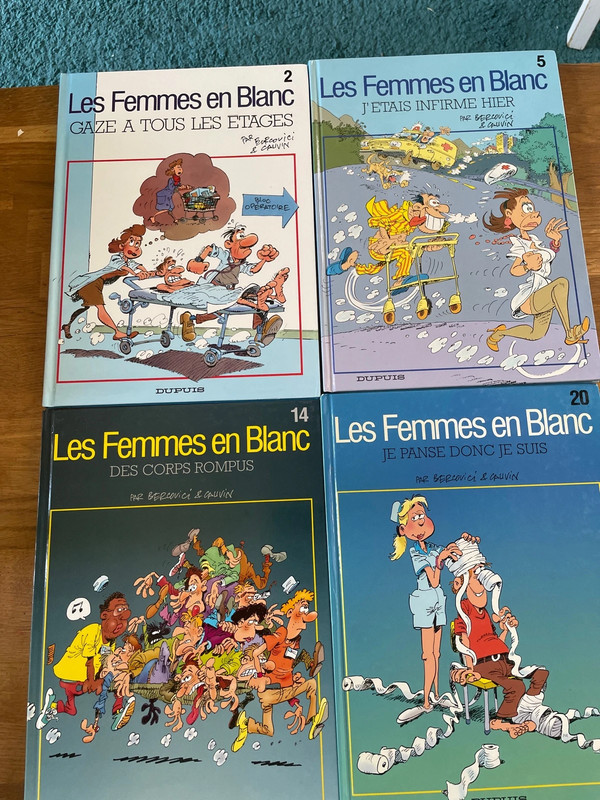Lot de 4 Bd Les femmes en blanc