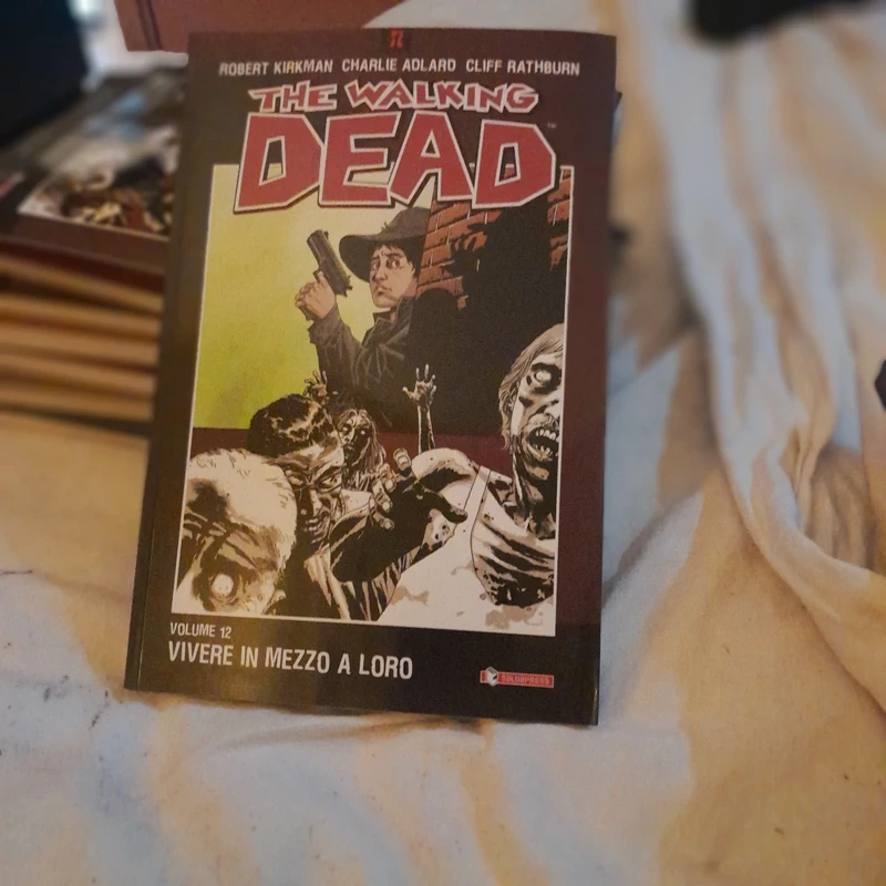 The walking dead 12 vivere in mezzo a loro