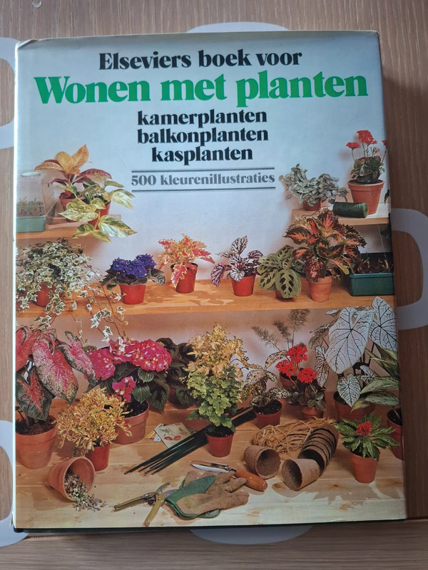Elseviers boek voor wonen met planten