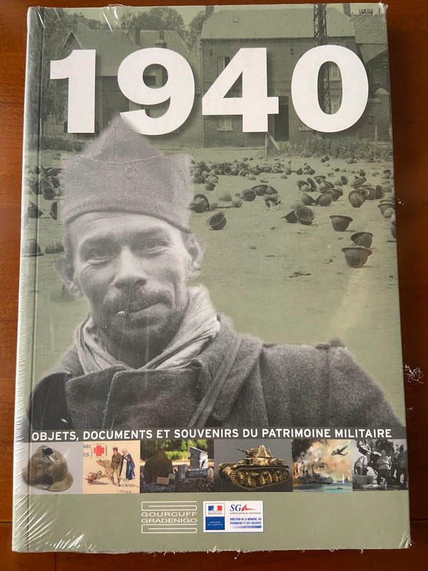 Livre sur la guerre de 1940 .