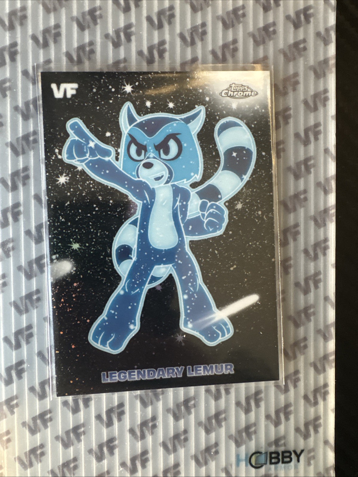 2026 Topps Chrome Veefriends Stellar Haze SP Legendary Lemur SH-11