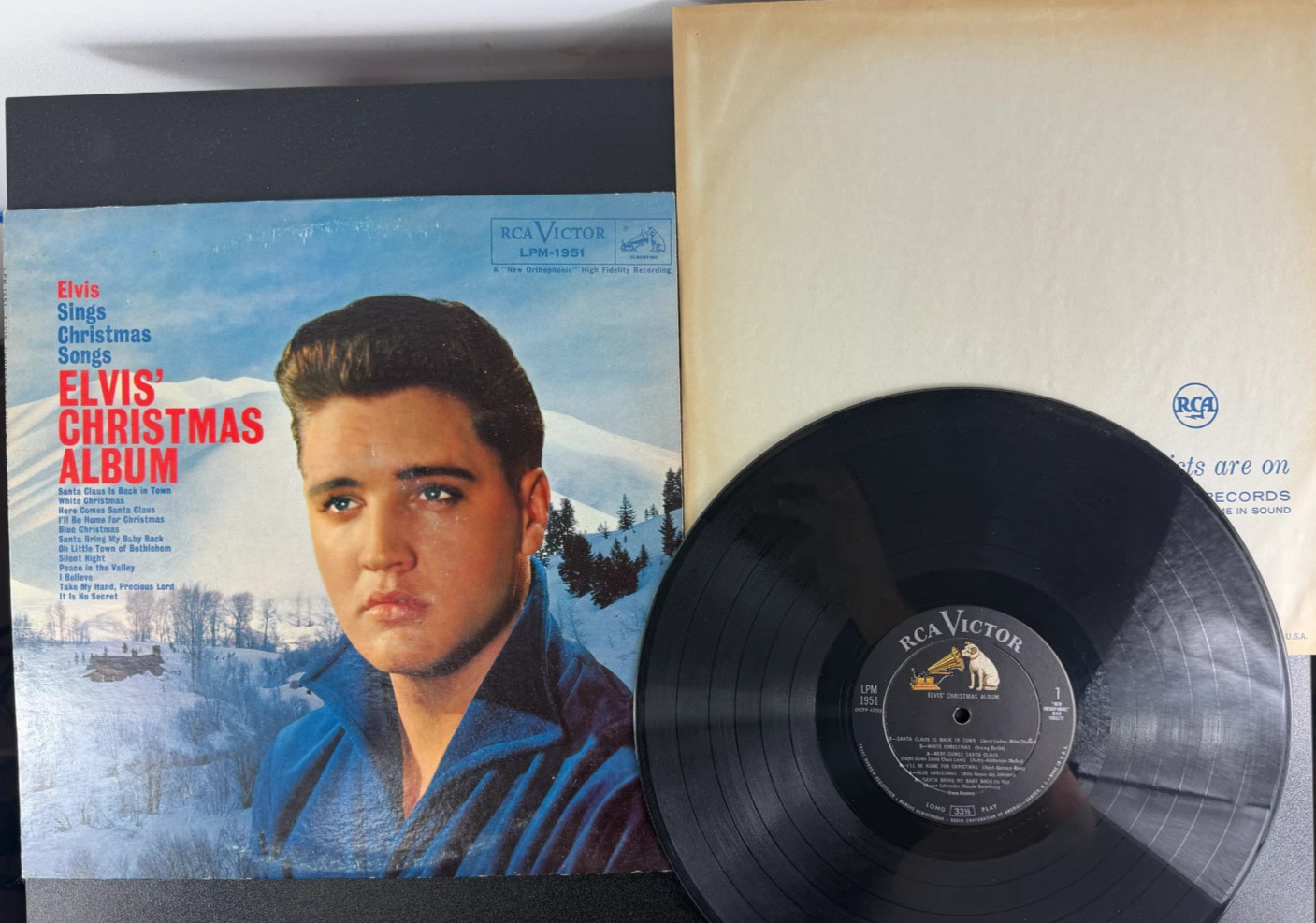 Elvis Presley Elvis' Christmas Album LP RCA Victor LPM-1951 Mono Blue Christmas