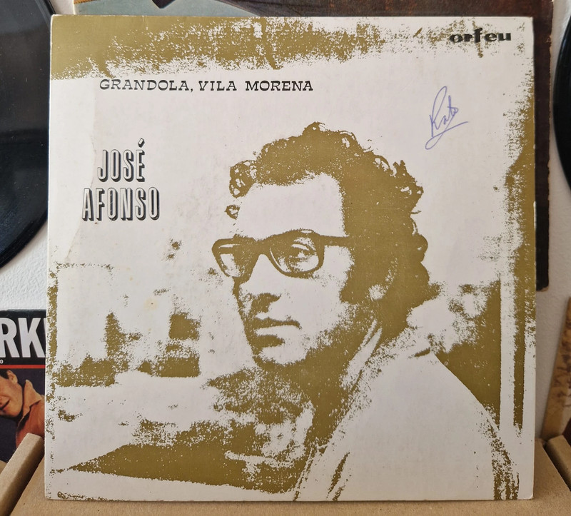 Jose Afonso - Grandola, vila morena