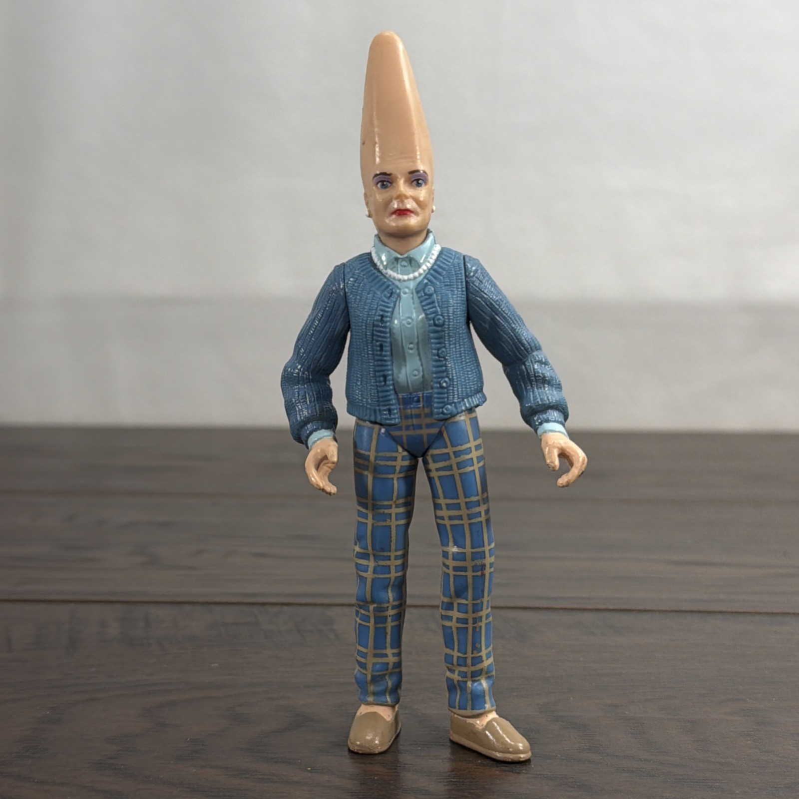 1993 Playmates Coneheads Prymaat Suburban Uniform Figure
