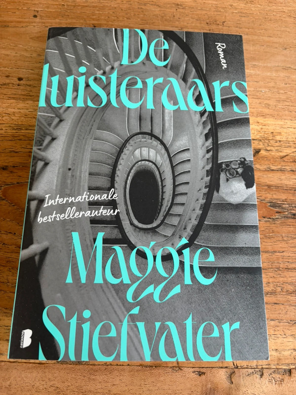 📚 De luisteraars – Maggie Stiefvater
