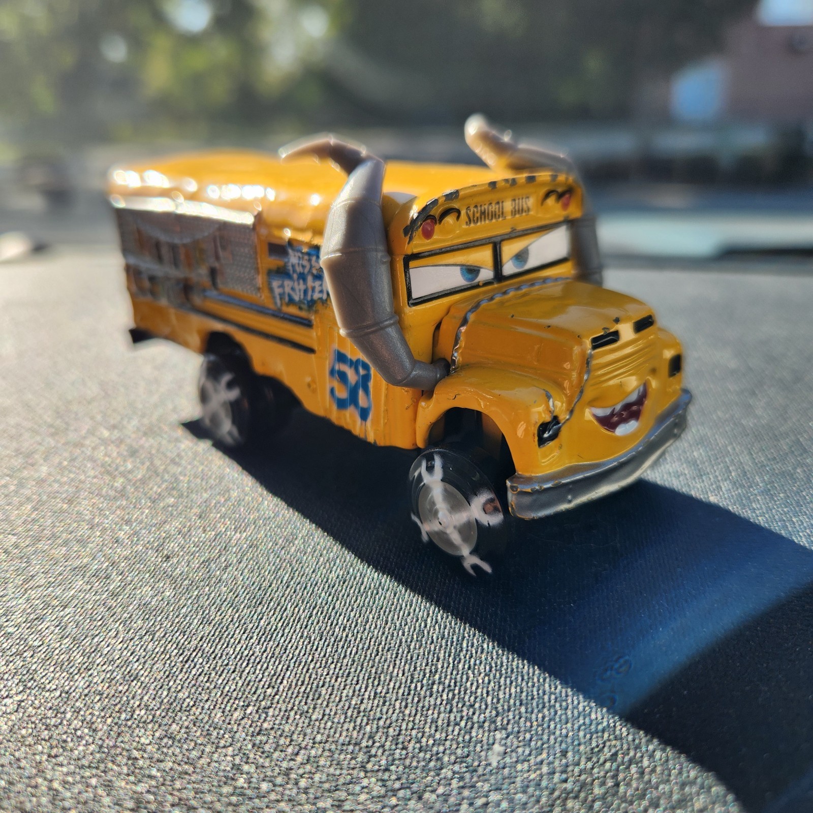 Disney Pixar Cars 3 Miss Fritter #58 Deluxe Thunder Hollow Metal Mattel Die Cast
