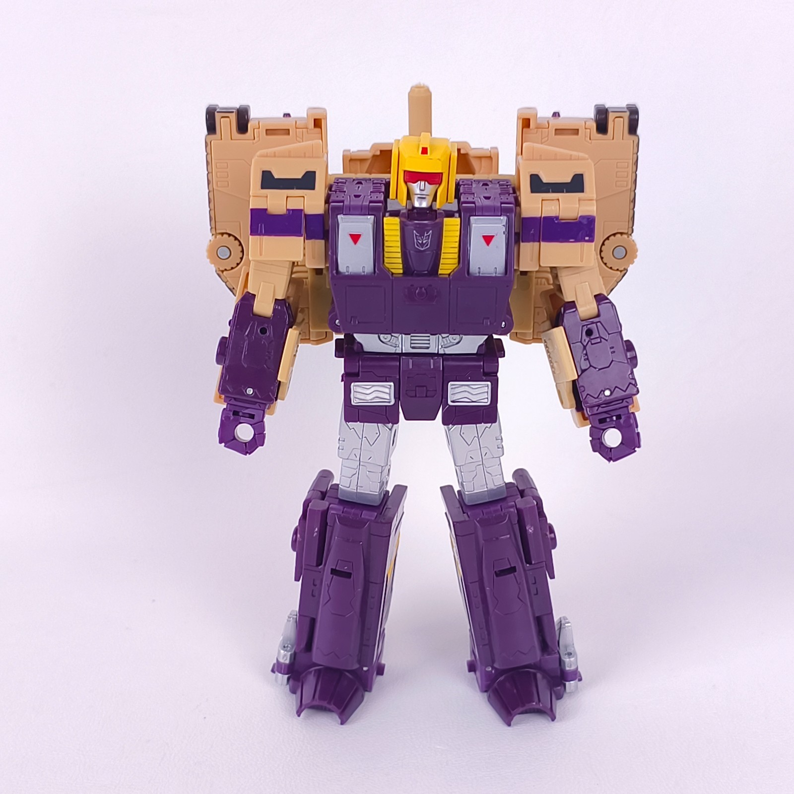 Transformers Blitzwing Legacy Leader Class - solo personaggio