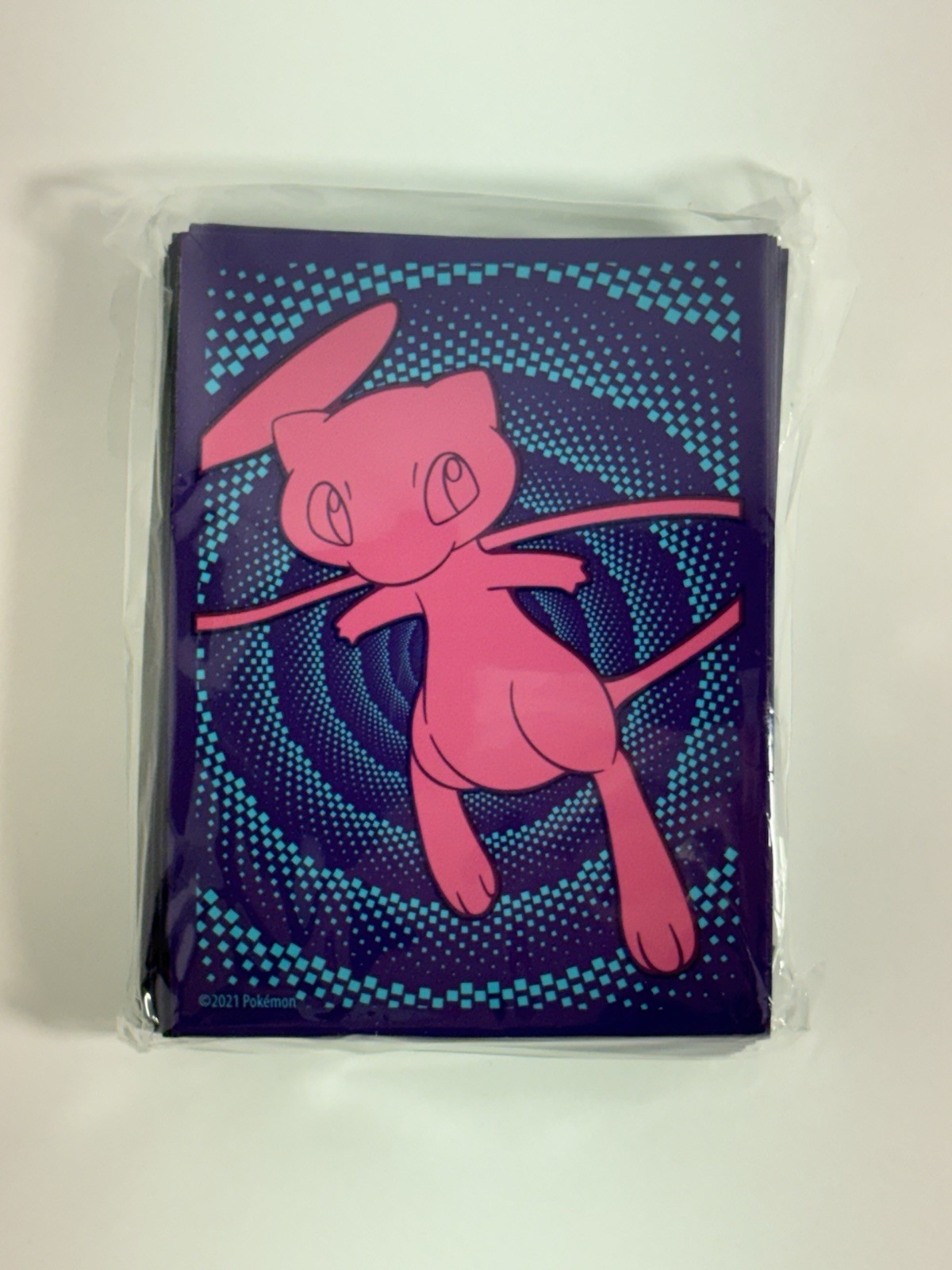 2021 Pokemon TCG Fusion Strike ETB Mew 65-Count CCG Card Sleeves Pack