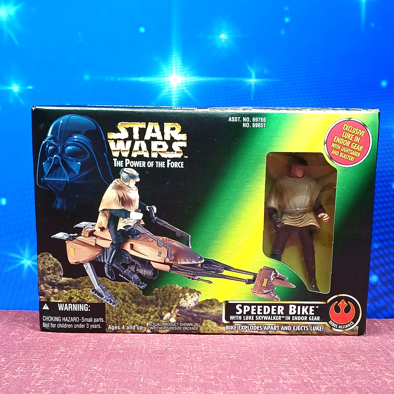 Star Wars: Power Of The Force Speeder Bike w/Luke Skywalker in Endor Gear Figure