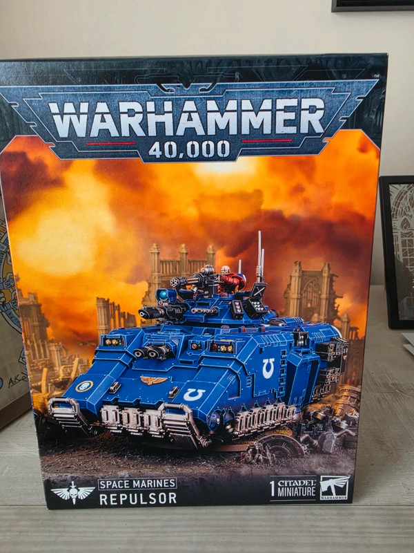 Warhammer 40,000 – Space Marines Repulsor neuf & scellé