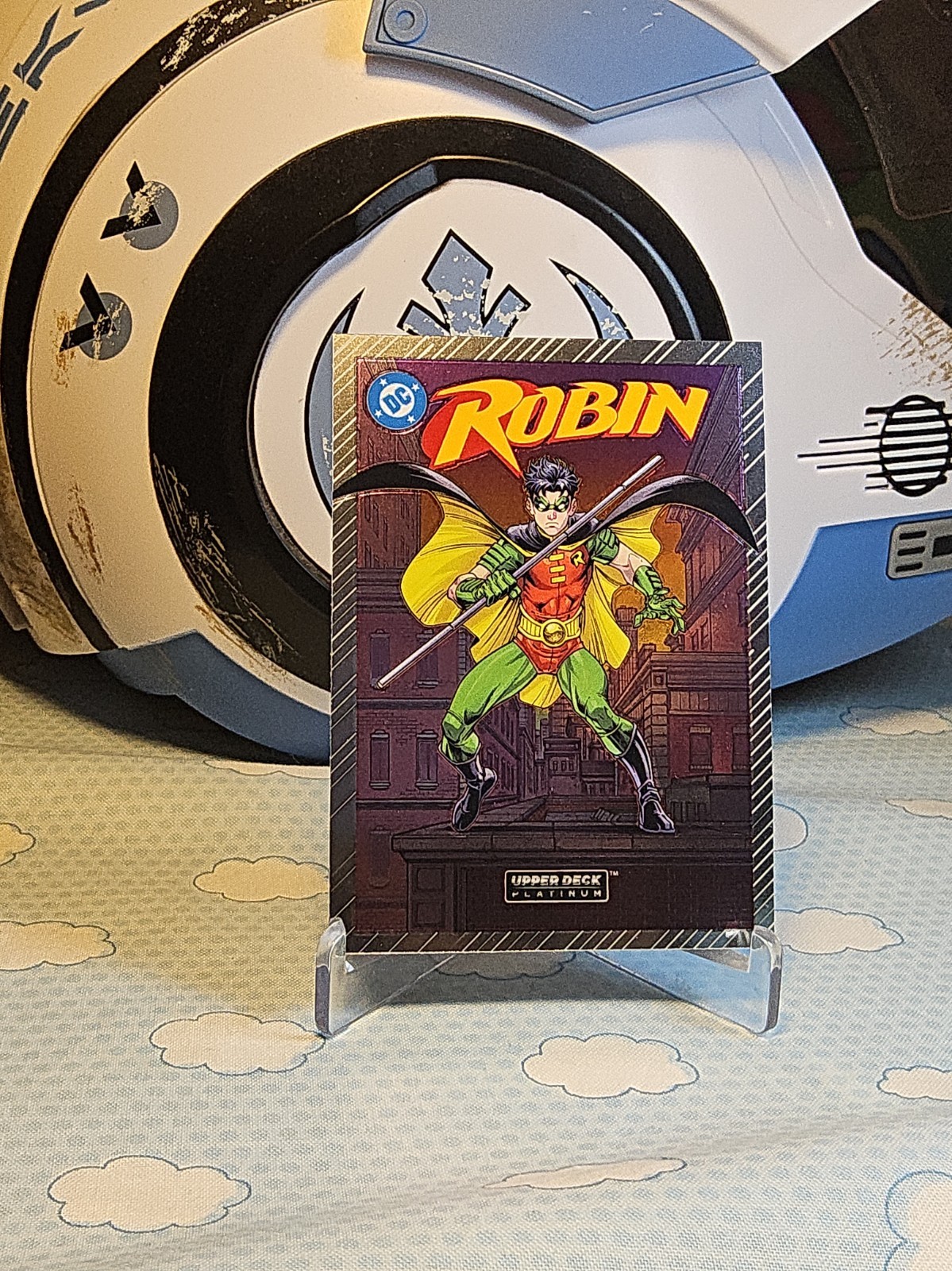 2026 Upper Deck DC Platinum Cover Variant VC01 Robin (Tim Drake)