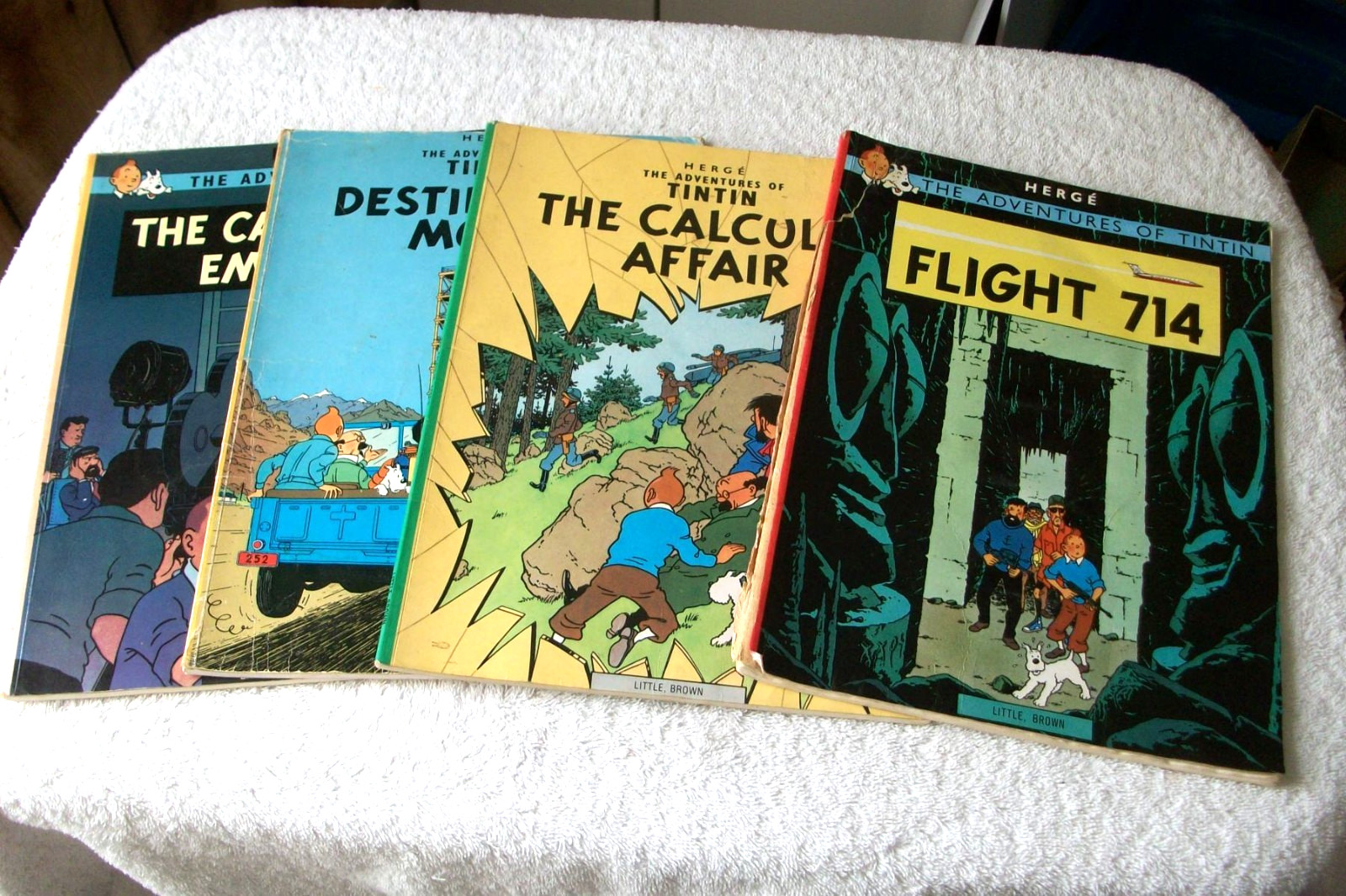4 Herge  "Adventures Of Tin Tin Comics"  Calculus, 714, Castafiore & Moon / Good