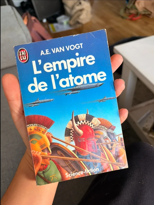 Livre SF - L'Empire de l'atome par A. E. van Vogt (J'ai Lu)