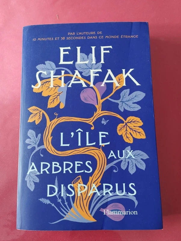 L'Île aux arbres disparus Broché – Grand livre, comme neuf