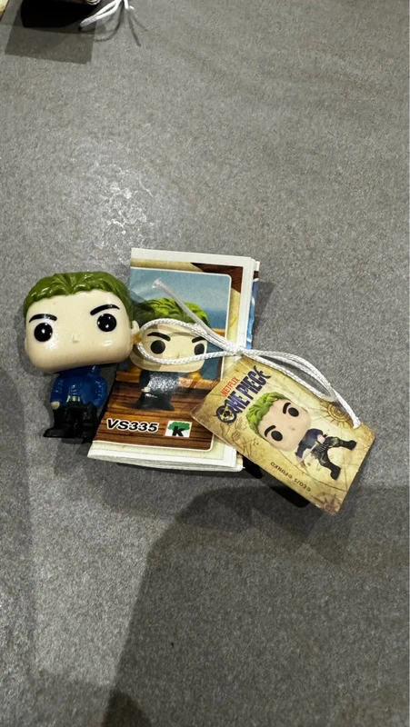 Zoro kinder joy