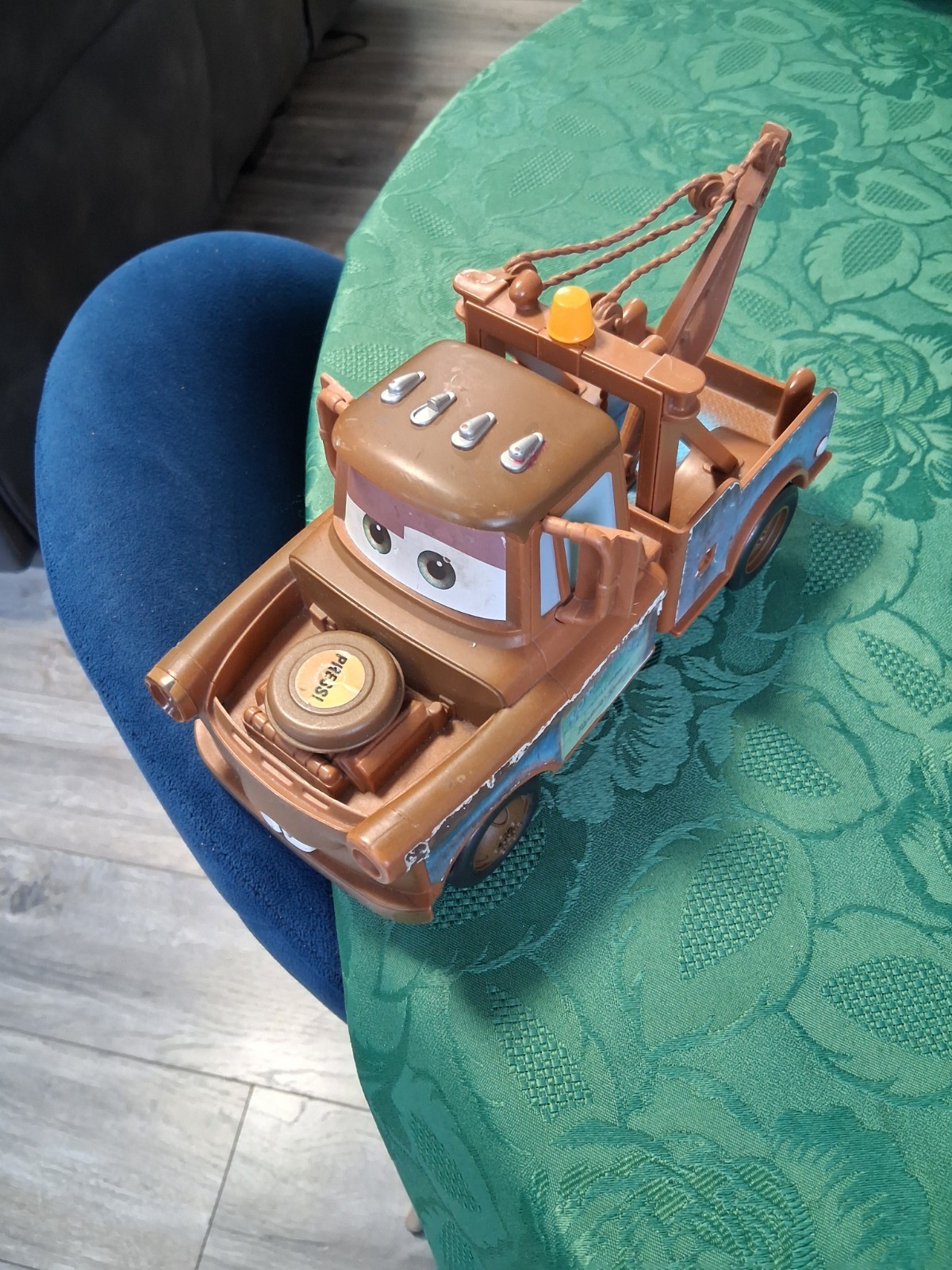 Mattel Disney Pixar Cars Tow Mater Talking Light-Up Toy. Working Sounds