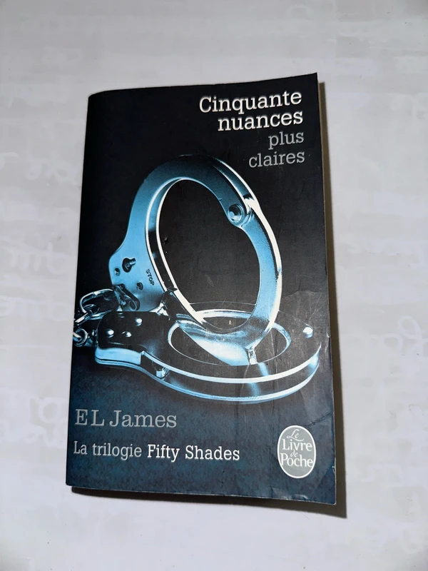Livre cinquante nuances plus claires