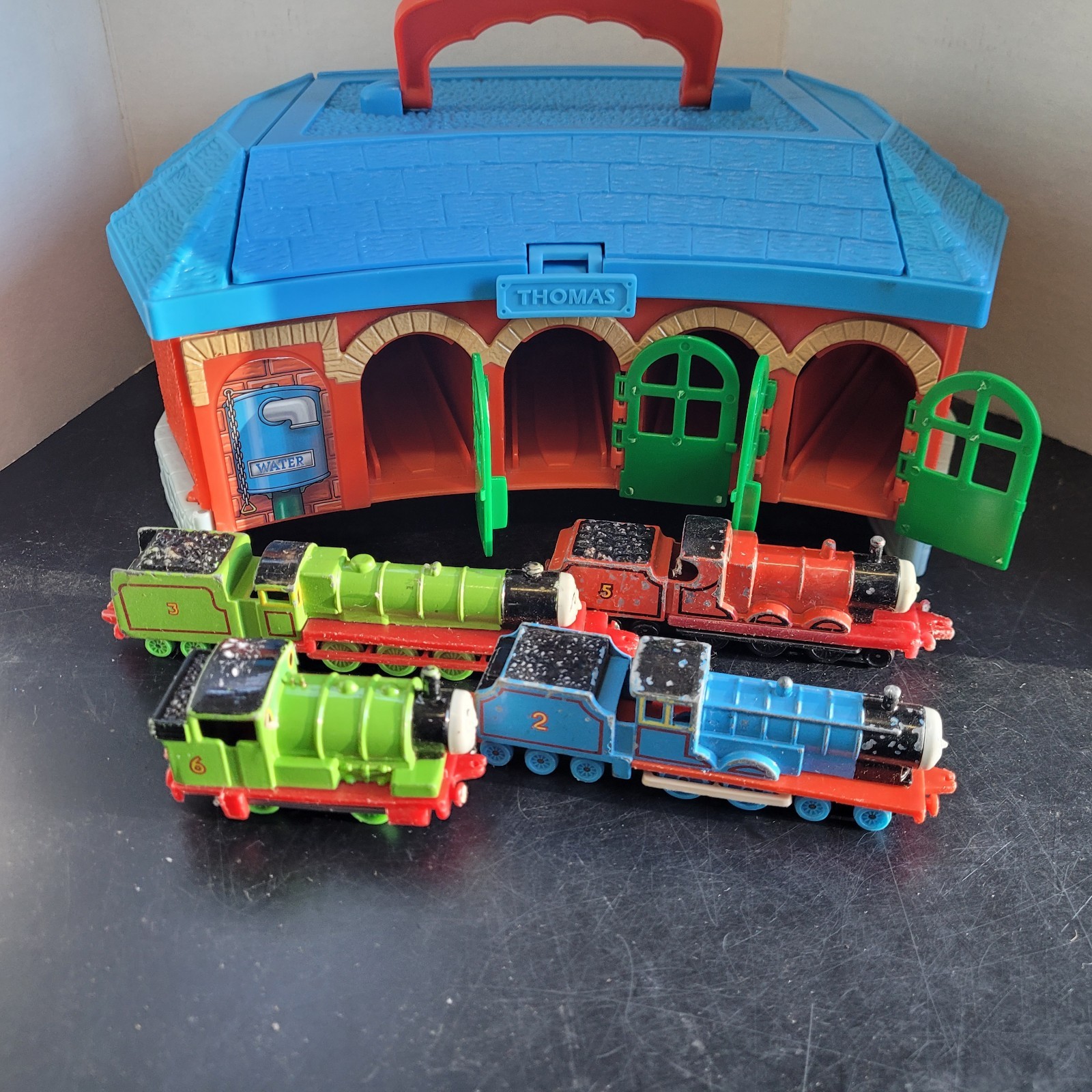 Capanno Thomas & Friends Take Along Tidmouth con treni Ertl vintage anni 80