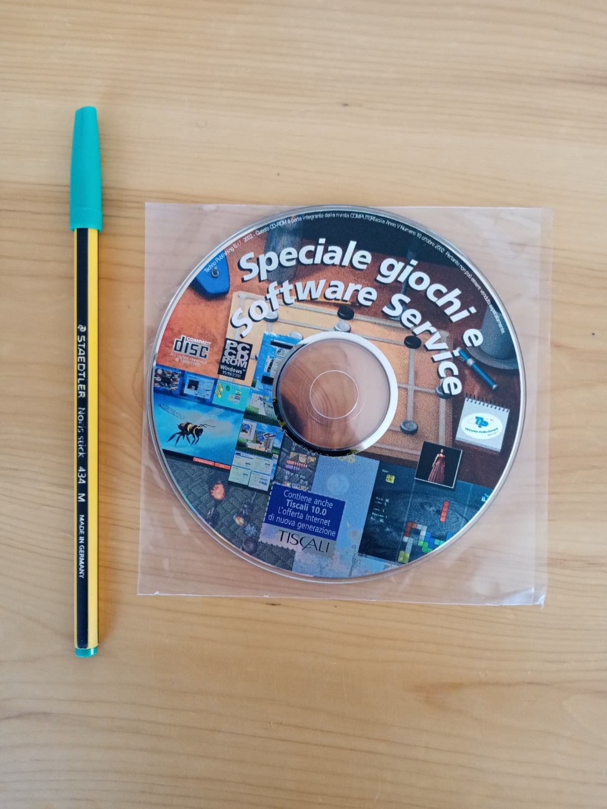 cdrom - speciale giochi e software service - allegato computer facile n 10 -2002