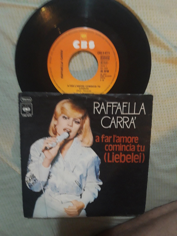 Raffaella Carra 45 a far l'amore comincia tu