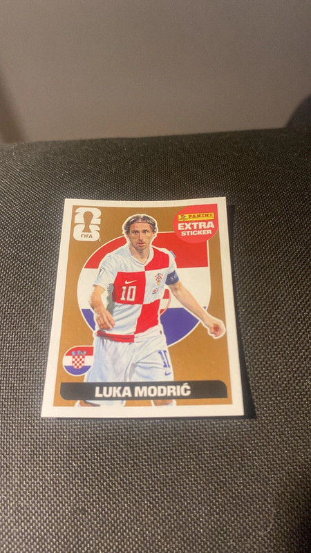 Modric gold sticker