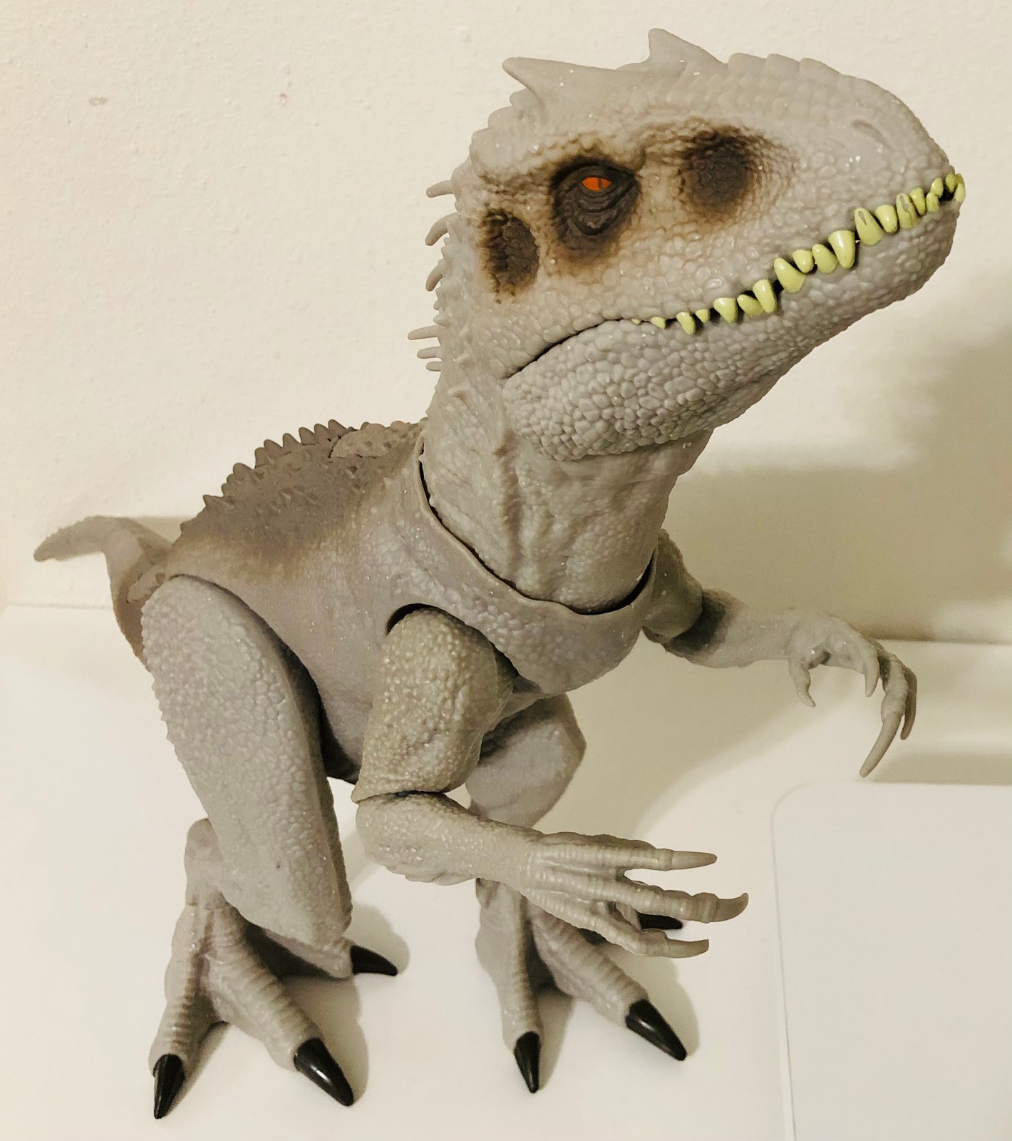 Mattel "Jurassic World" 'Destroy 'N Devour' INDOMINUS REX (23").