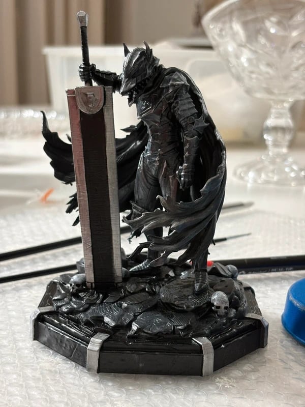 statua Guts Berserk armor 17 cm dipinta a mano