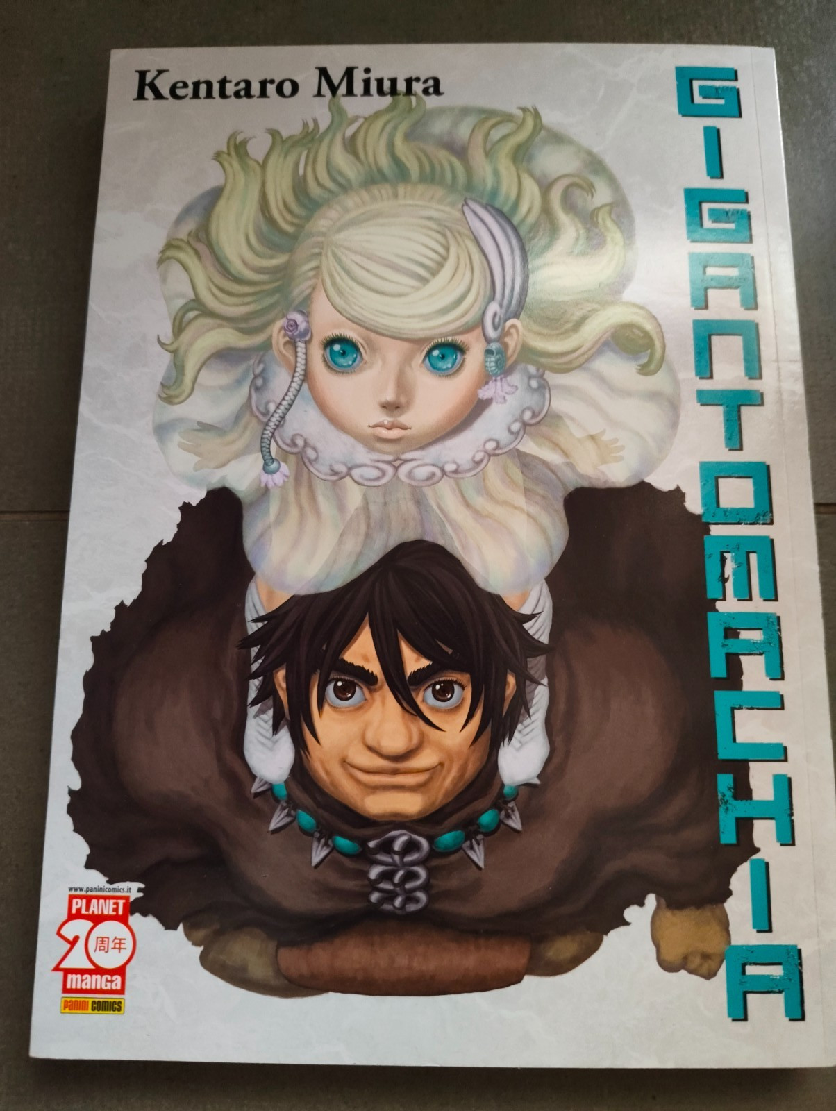 GIGANTOMACHIA - Volume Unico - Kentaro Miura - Planet Manga