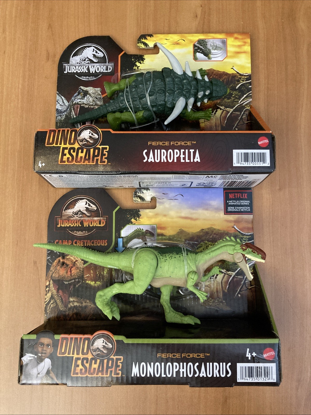 2 Jurassic World Cretaceo Monolophosaurus Sauropelta Fierce Force dino giocattolo nuovo