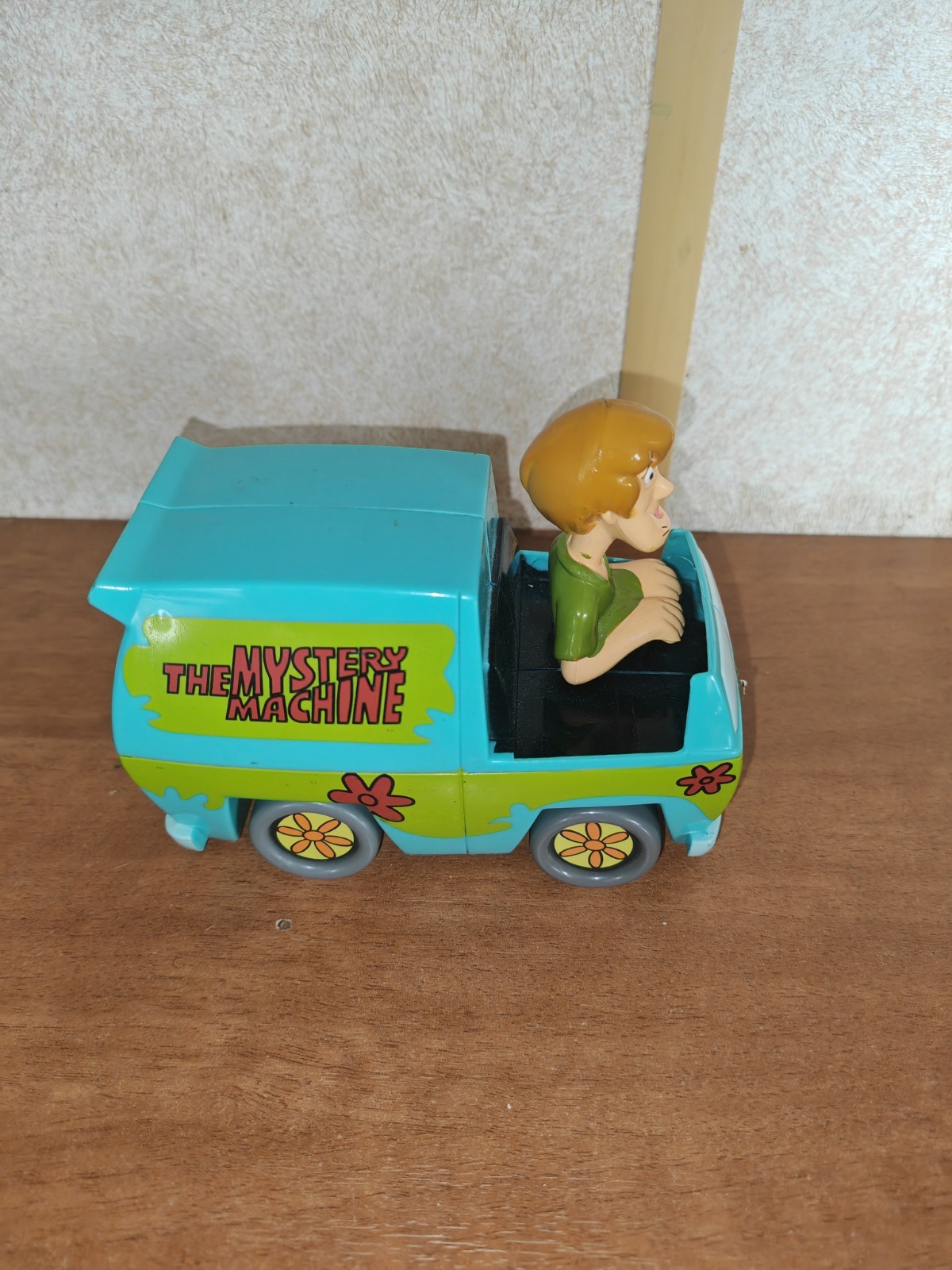 Scooby Doo The Mystery Machine Van Toy Plastic Vehicle Shaggy Figure Character