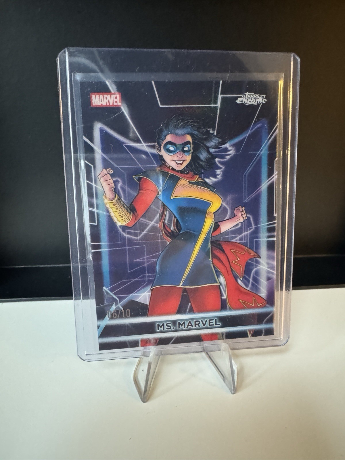 2026 Topps Marvel Neon Ms. Marvel Black Chrome Foil #/10 #37 