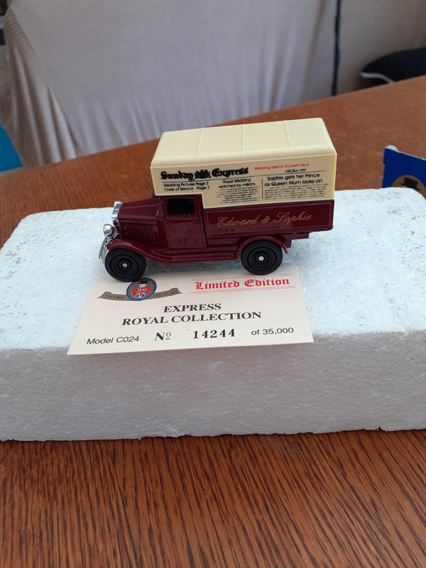 Oxford diecast Chevrolet pick-up 1932 (1999)