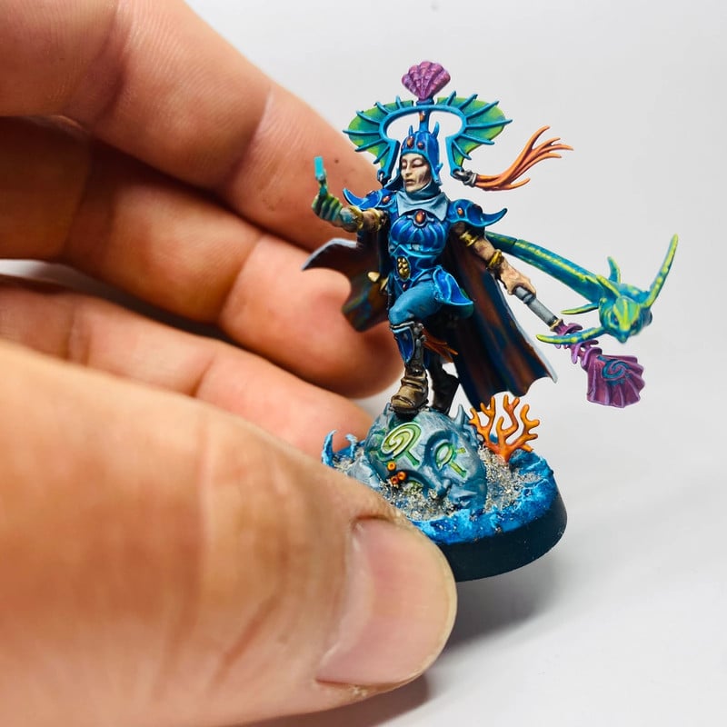 Warhammer Isharann Tidecaster idoneth