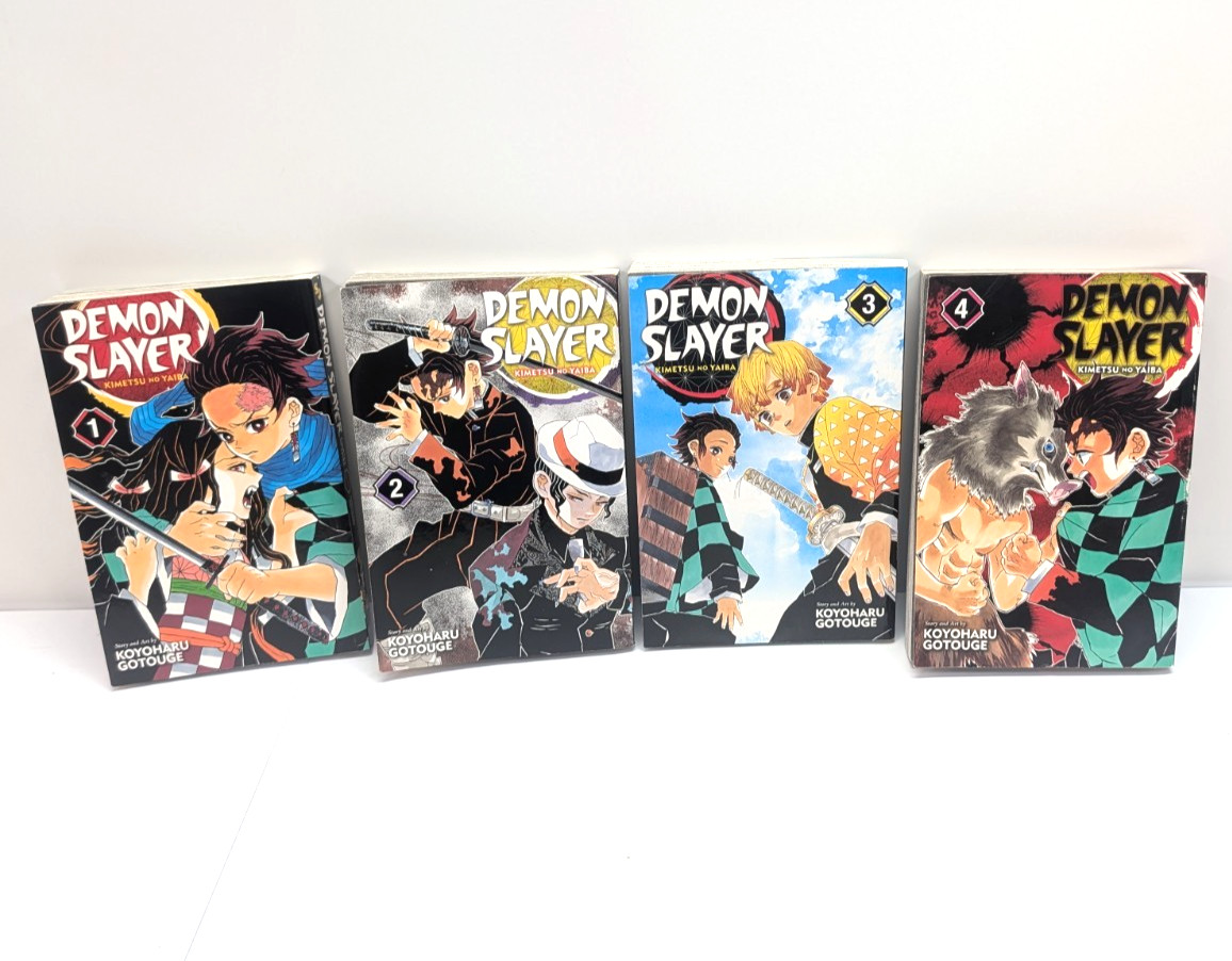 VIZ Demon Slayer Manga Volumi 1-4 Kimetsu No Yaiba Inglese