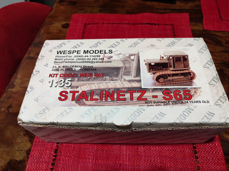 Maquette 1:35Tracteur Stalinetz S65 - Wespe Models