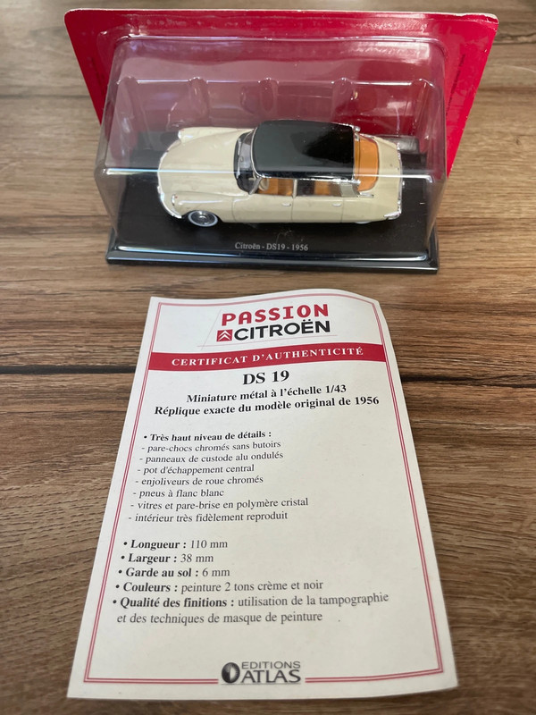 Miniature Citroën DS 19
