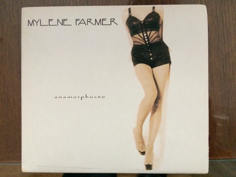 Mylène Farmer Anamorphosée