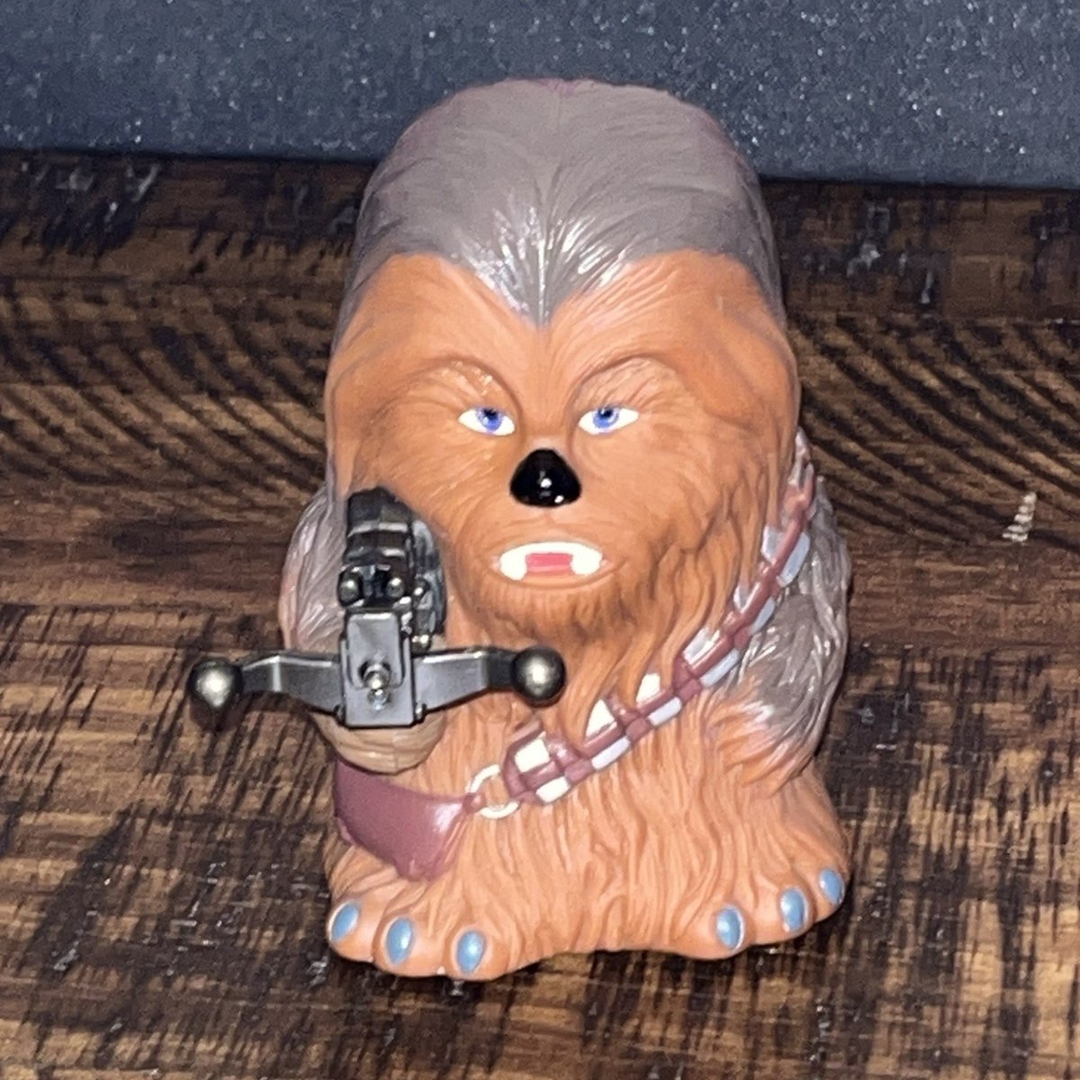 Personaggio Star Wars Super Deformed Chewbacca luci e suoni 4"