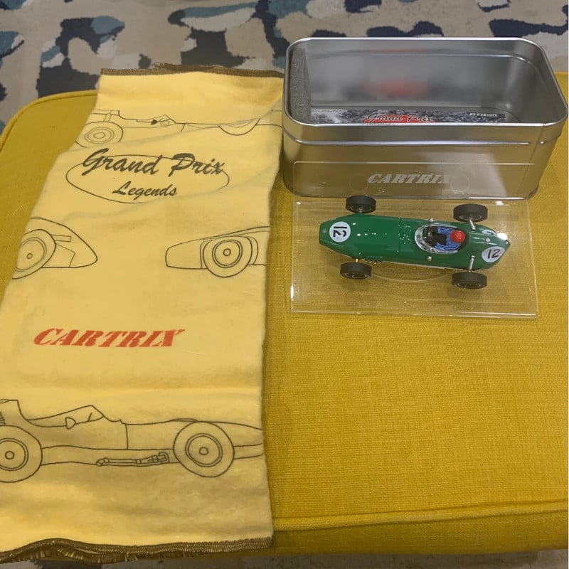 Lotus 16