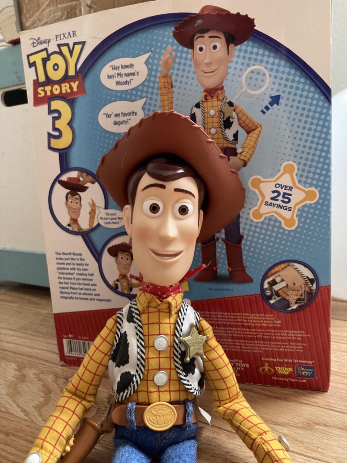 toy story 3 bambola parlante in legno