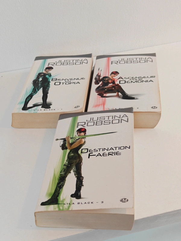 Trilogie Lila Black (Tomes 1 à 3) Justina Robson (Éditions Milady)