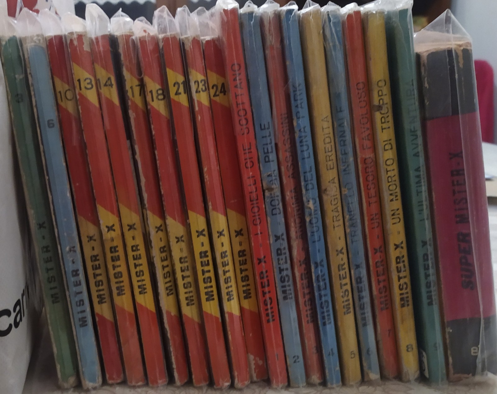 LOTTO FUMETTI NERI MISTER X