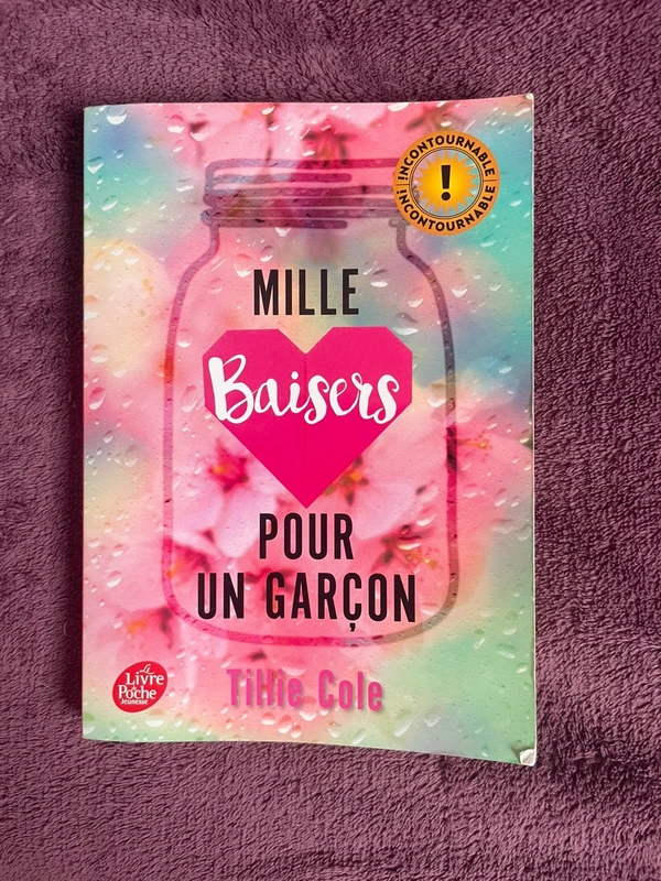 Livre Mille Baisers pour un garçon de Tillie Cole