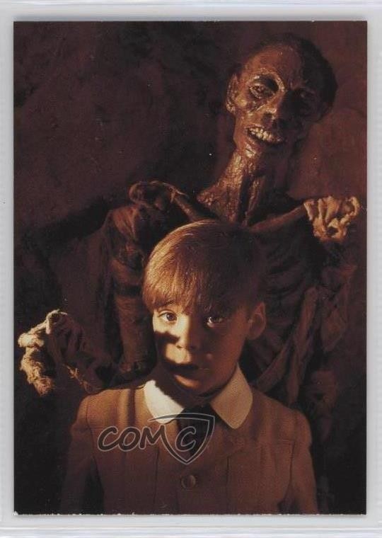1992 The Young Indiana Jones Chronicles Indy stands as lookout while #8 0bt4
