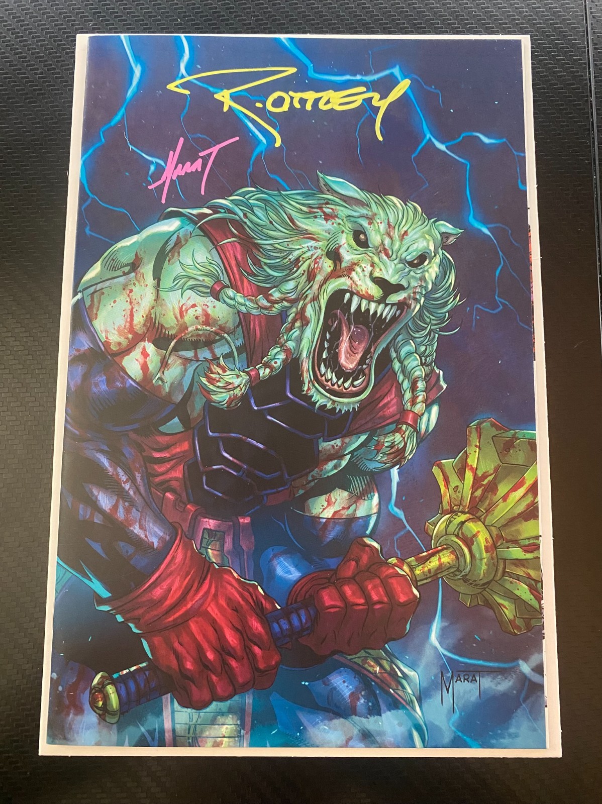 Battle Beast #6 - Firmato x2 R. Ottley & Marat - Variante esclusiva Marat Mychels
