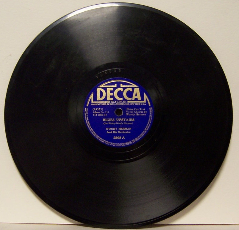 WOODY HERMAN - BLUES UPSTAIRS / BLUES DOWNSTAIRS - 1940s 10" 78rpm RECORD