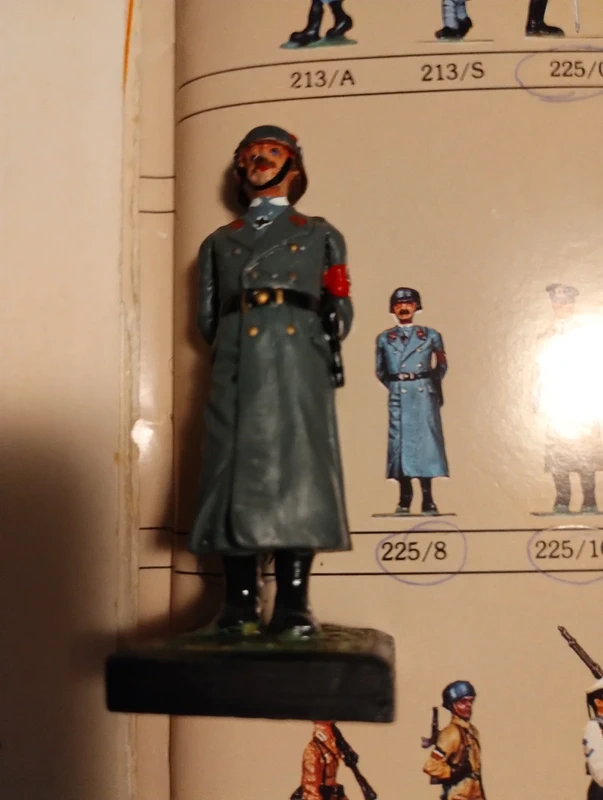 Alymer n.225/8 General de Division