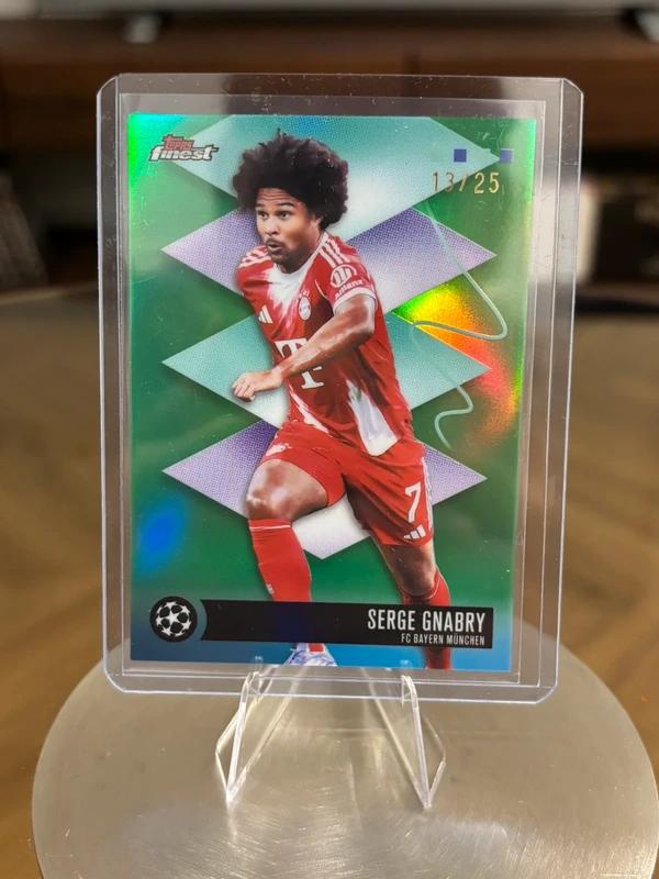 Serge Gnabry – Topps Finest UEFA /25